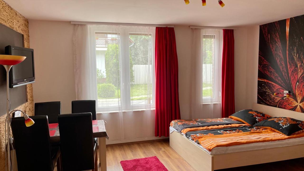 Gyula Var Premium Apartman ภายนอก รูปภาพ