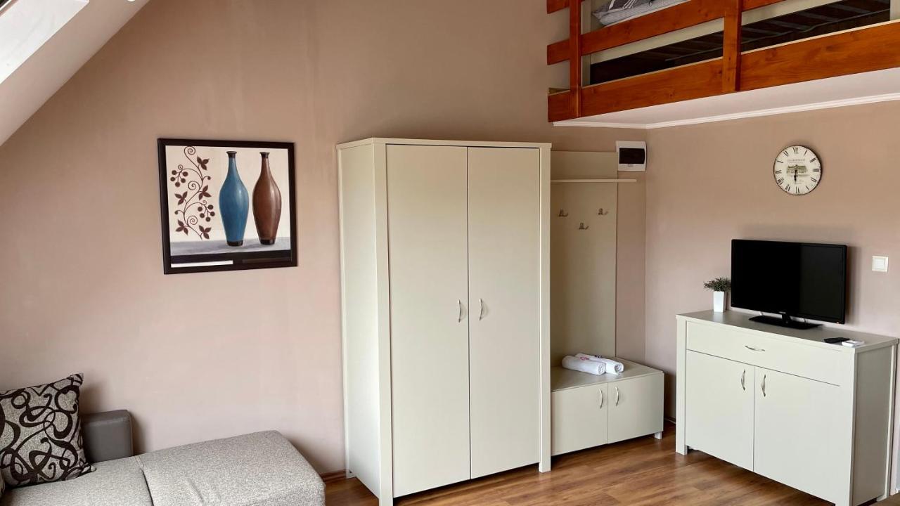 Gyula Var Premium Apartman ภายนอก รูปภาพ